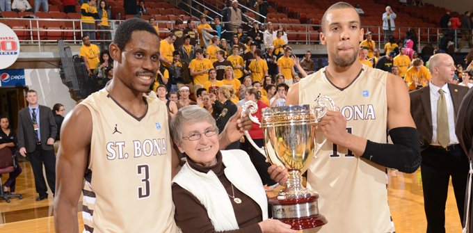 Kloof and Conger are gone, but the Bonnies want to bring back the cup. 